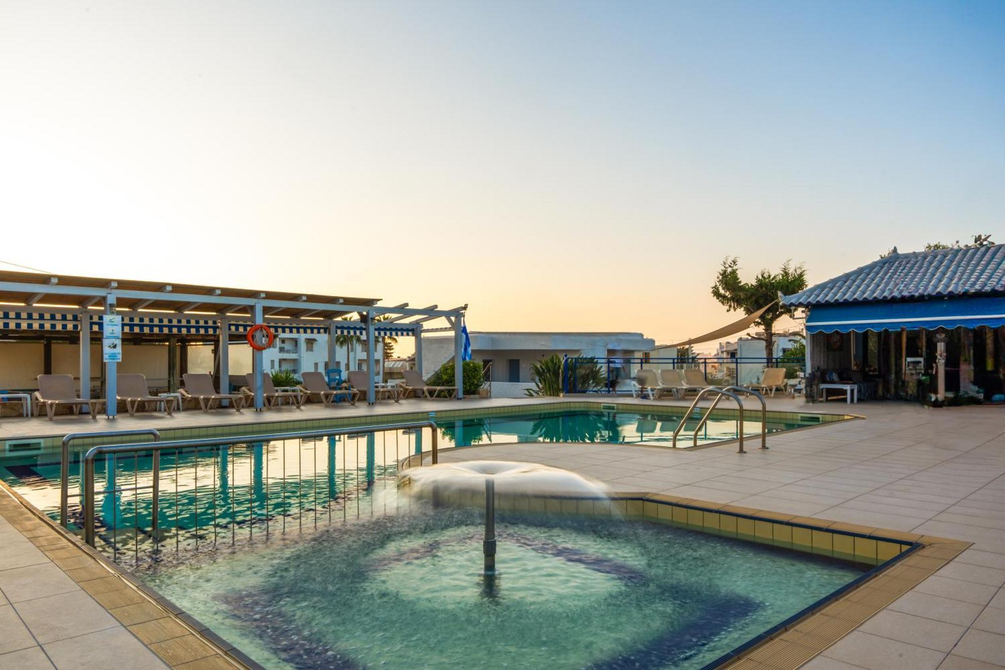Sergiani Garden Hotel Apartments Stalida 外观 照片